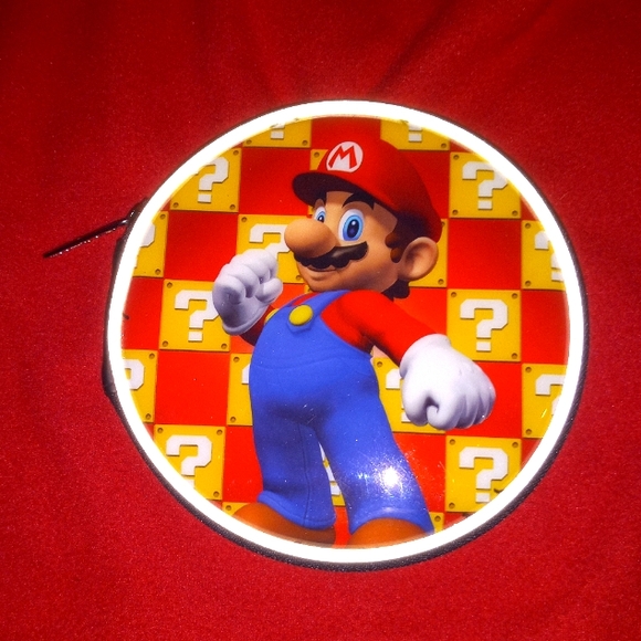 Mario Brothers zippered Game Disk Holder must see - Picture 1 of 3